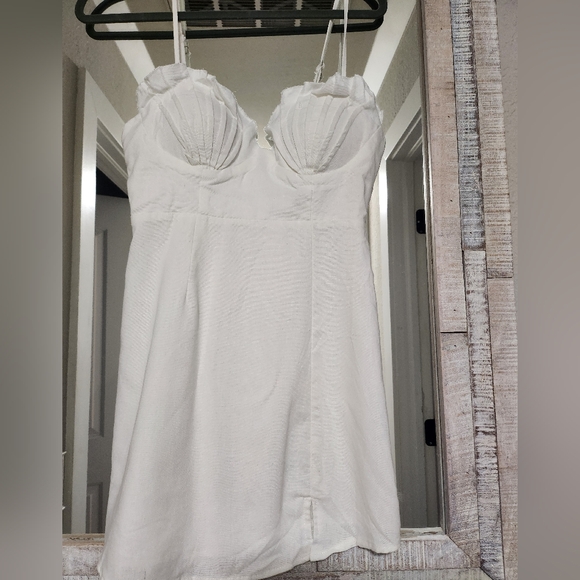 Selfie Leslie Avila Pintuck Pleat Bust Cami Strap Dress White - Picture 8 of 11